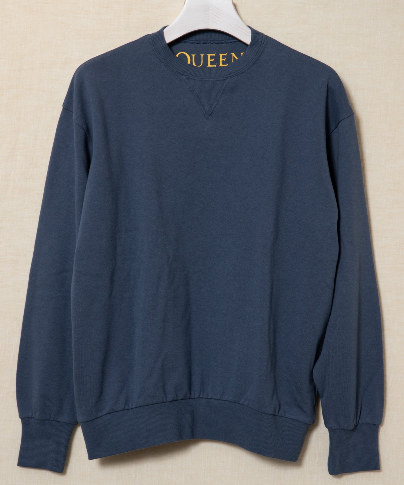QUEEN Crewneck Sweatshirts